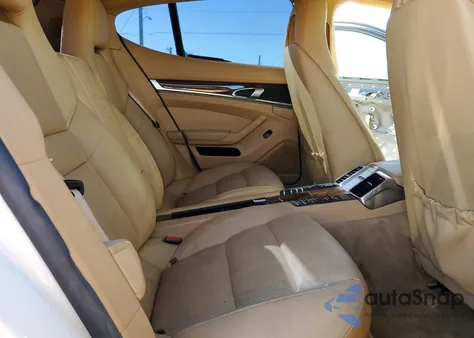 2012 Porsche Panamera 2 z USA, uszkodzony, nr VIN WP0AA2A70CL013973